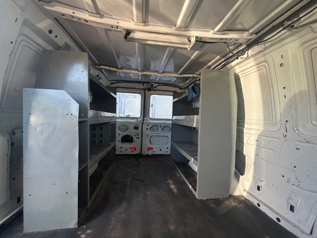 Ford Econoline Cargo Van Vehicle Full-screen Gallery Image 06