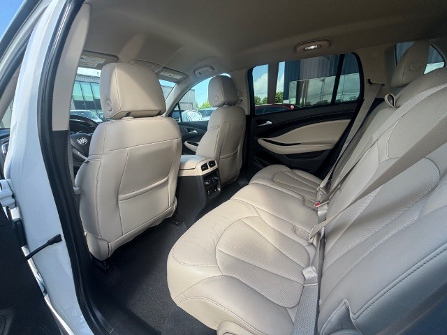 Buick Envision Vehicle Full-screen Gallery Image 06