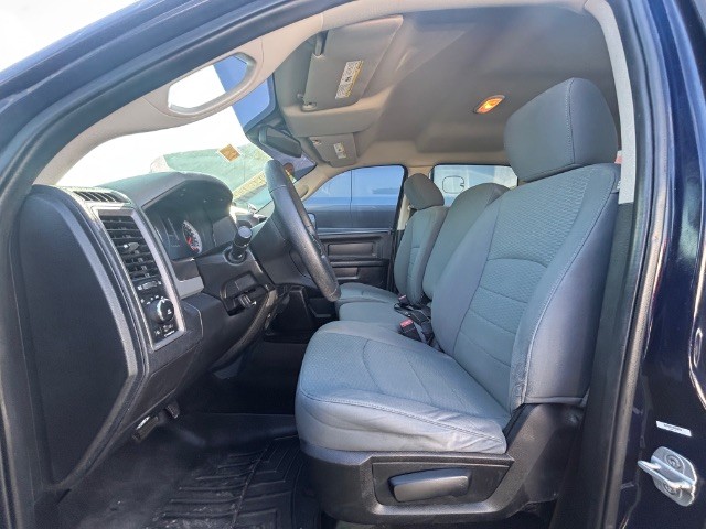 Ram 1500 Vehicle Full-screen Gallery Image 03