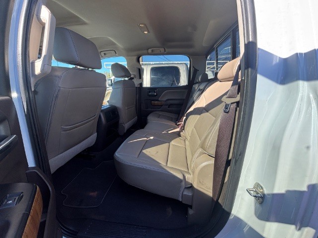 GMC Sierra 1500 Vehicle Full-screen Gallery Image 03