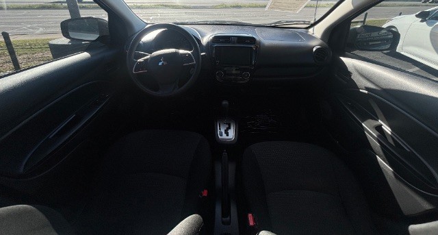 Mitsubishi Mirage G4 Vehicle Full-screen Gallery Image 05