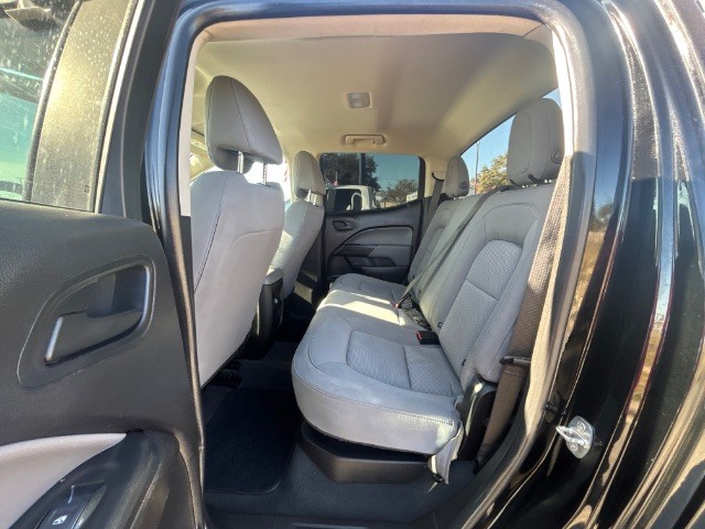 Chevrolet Colorado Vehicle Full-screen Gallery Image 03