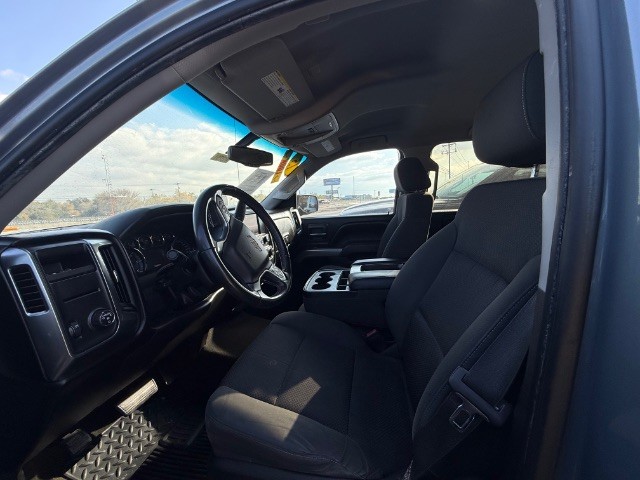 Chevrolet Silverado 1500 Vehicle Full-screen Gallery Image 04