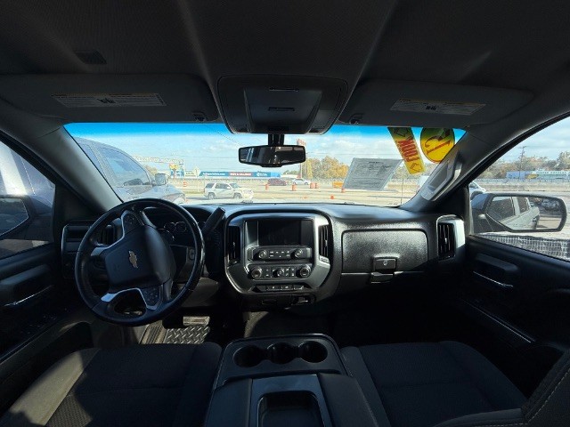 Chevrolet Silverado 1500 Vehicle Full-screen Gallery Image 05
