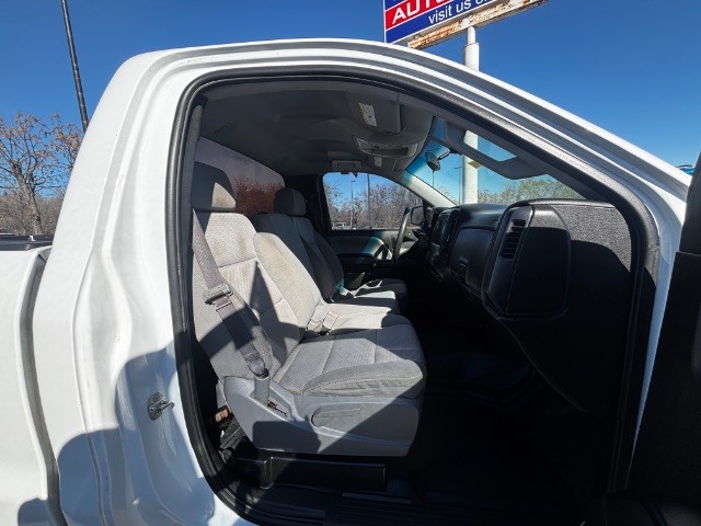 GMC Sierra 1500 Vehicle Full-screen Gallery Image 04