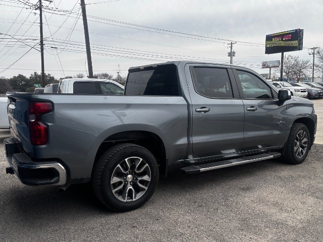 Chevrolet Silverado 1500 Vehicle Full-screen Gallery Image 02