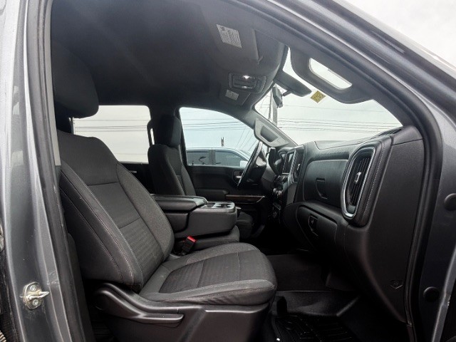 Chevrolet Silverado 1500 Vehicle Full-screen Gallery Image 04