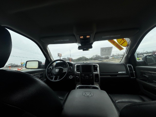 Ram 1500 Vehicle Full-screen Gallery Image 05