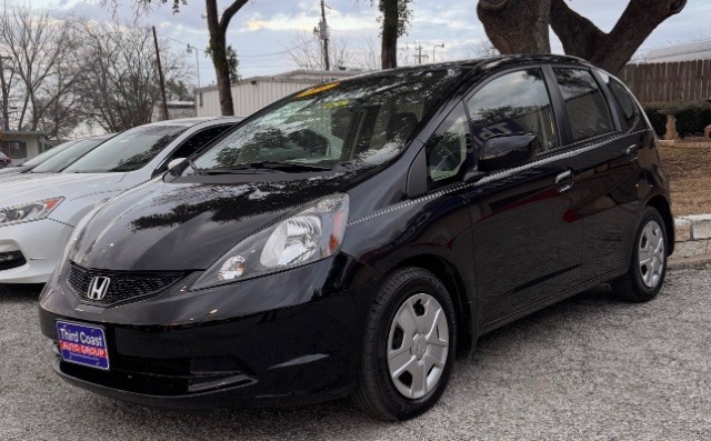 Honda Fit Vehicle Full-screen Gallery Image 02