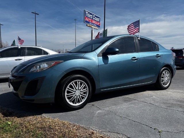 Mazda Mazda3 Sedan Vehicle Full-screen Gallery Image 02