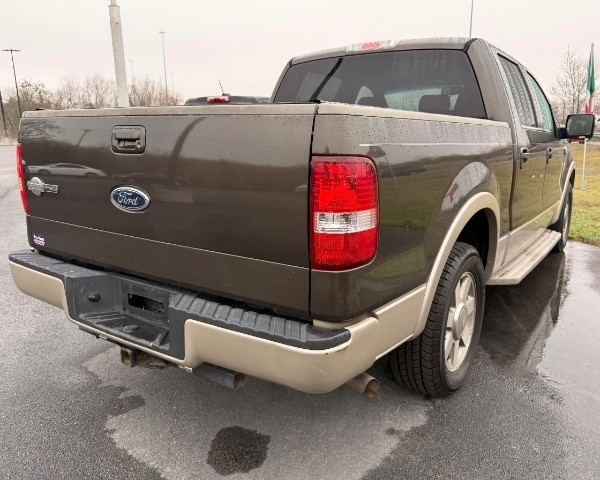 Ford F-150 Vehicle Full-screen Gallery Image 02