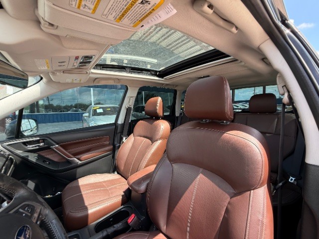 Subaru Forester Vehicle Full-screen Gallery Image 10