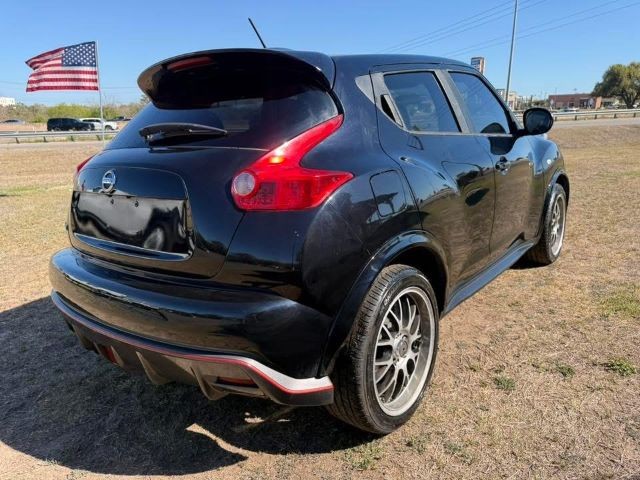 Nissan JUKE Vehicle Full-screen Gallery Image 03