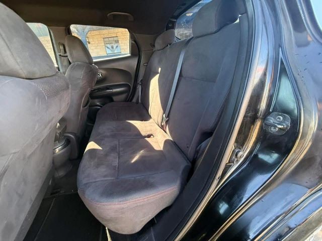 Nissan JUKE Vehicle Full-screen Gallery Image 05