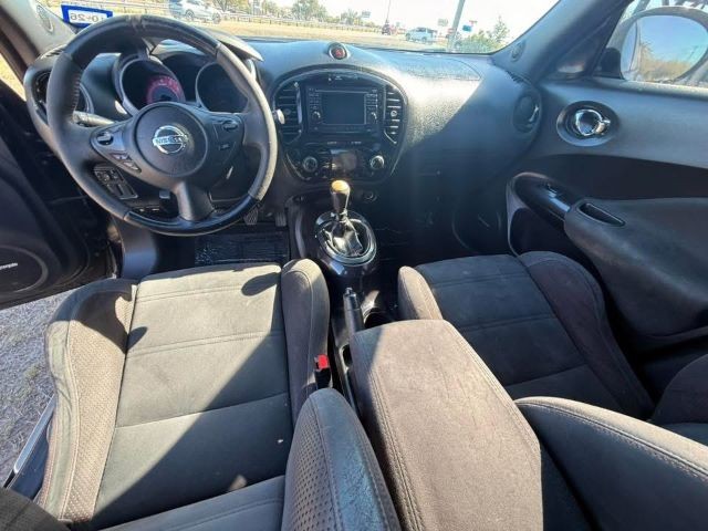 Nissan JUKE Vehicle Full-screen Gallery Image 07