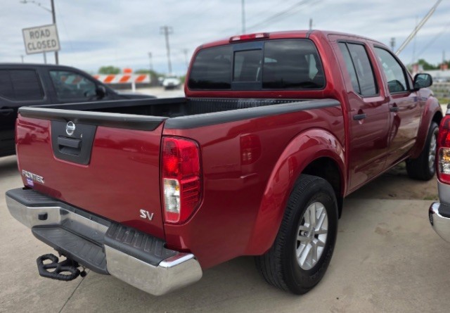 Nissan Frontier Vehicle Full-screen Gallery Image 02