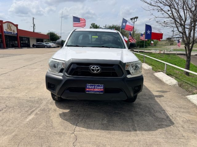 Toyota Tacoma Vehicle Full-screen Gallery Image 02