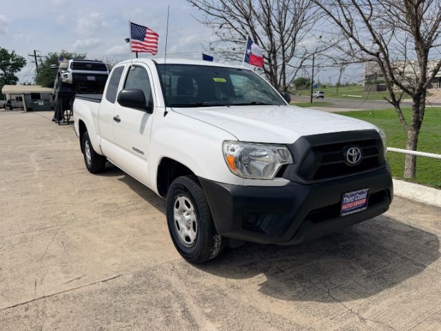 Toyota Tacoma Vehicle Full-screen Gallery Image 06