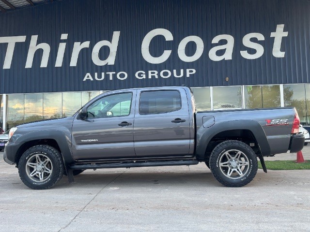 Toyota Tundra 2WD Vehicle Full-screen Gallery Image 02