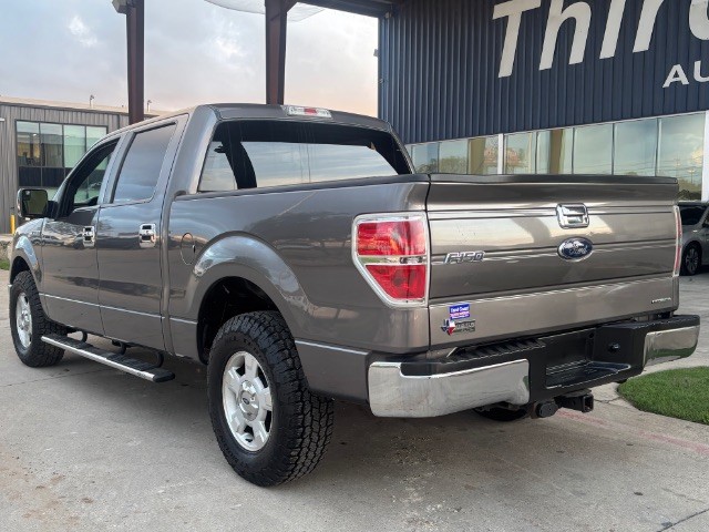 Ford F-150 Vehicle Full-screen Gallery Image 04