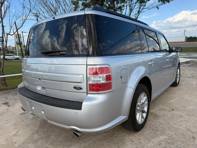 Ford Flex Vehicle Full-screen Gallery Image 04