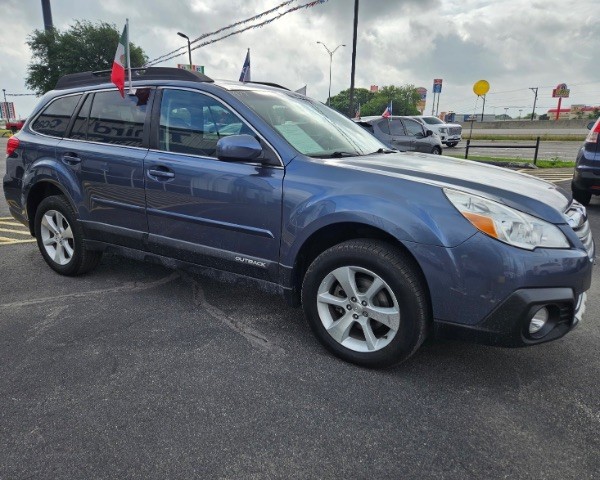 Subaru Outback Vehicle Full-screen Gallery Image 02