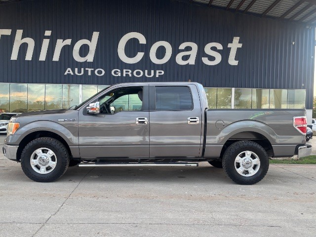 Ford F-150 Vehicle Full-screen Gallery Image 02