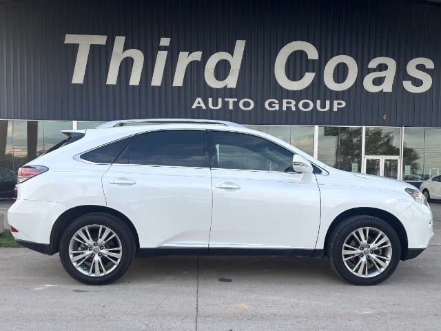 Lexus RX 350 Vehicle Full-screen Gallery Image 02