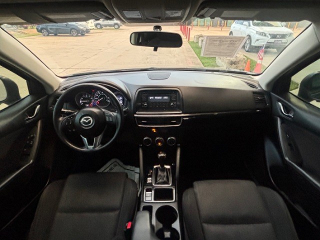 Mazda CX-5 Vehicle Full-screen Gallery Image 08