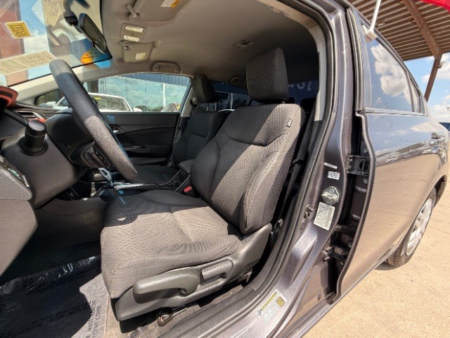 Honda Civic Sedan Vehicle Full-screen Gallery Image 07