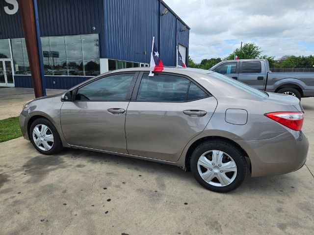 Toyota Corolla Vehicle Full-screen Gallery Image 04