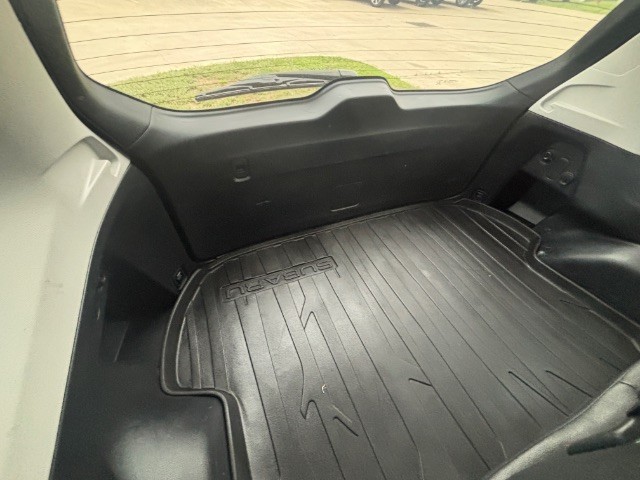 Subaru Forester Vehicle Full-screen Gallery Image 05