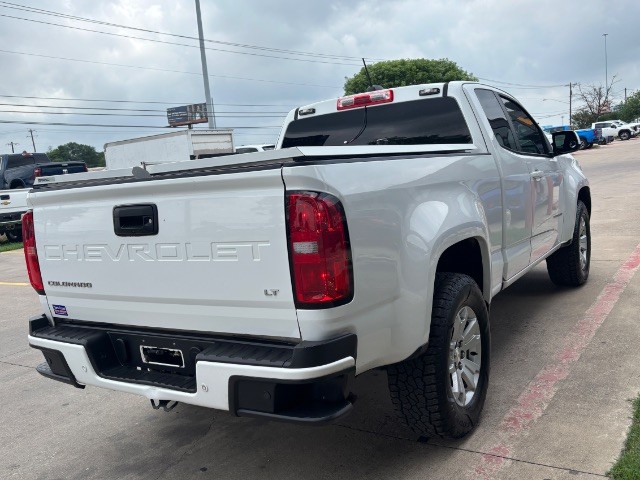 Chevrolet Colorado Vehicle Full-screen Gallery Image 03