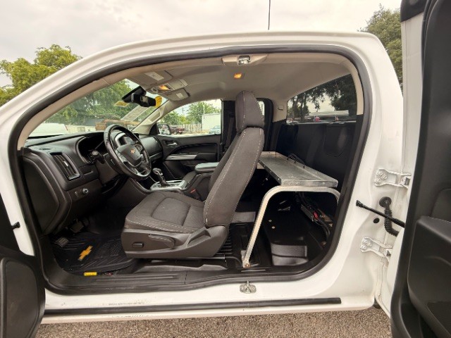 Chevrolet Colorado Vehicle Full-screen Gallery Image 08