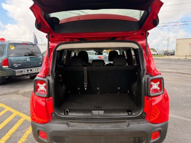 Jeep Renegade Vehicle Full-screen Gallery Image 06