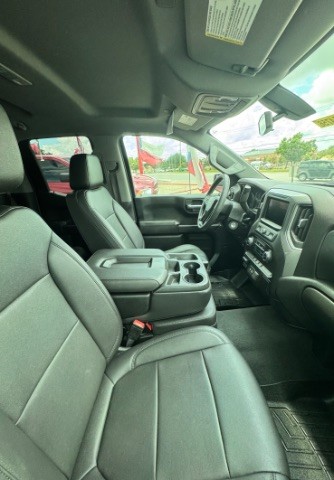 Chevrolet Silverado 1500 Vehicle Full-screen Gallery Image 04