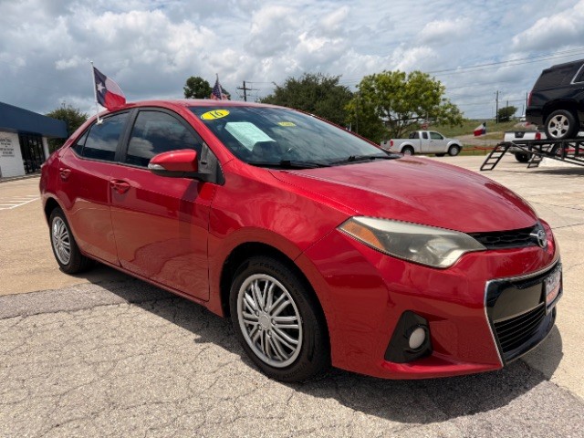Toyota Corolla Vehicle Full-screen Gallery Image 02