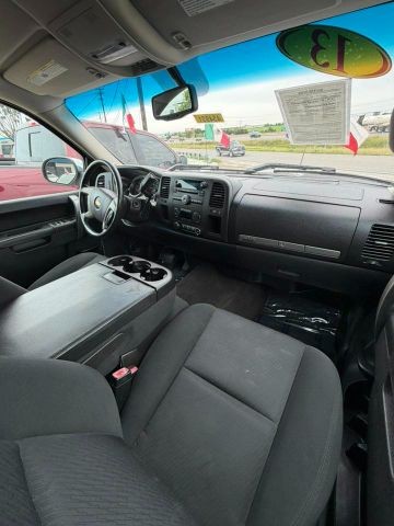 Chevrolet Silverado 1500 Vehicle Full-screen Gallery Image 15