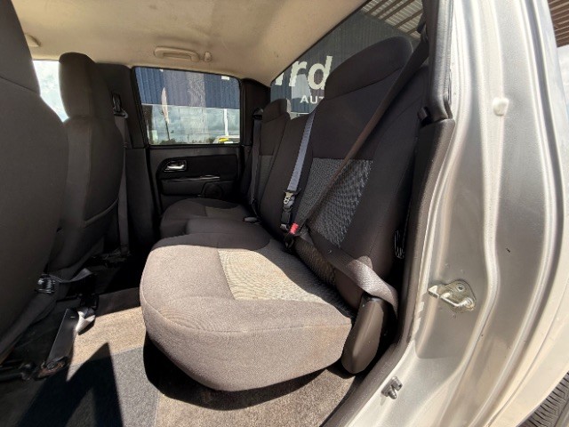 Chevrolet Colorado Vehicle Full-screen Gallery Image 08