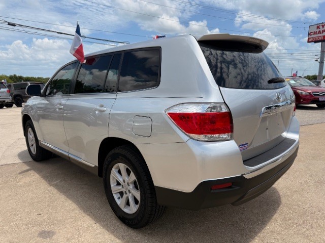 Toyota Highlander Vehicle Full-screen Gallery Image 04