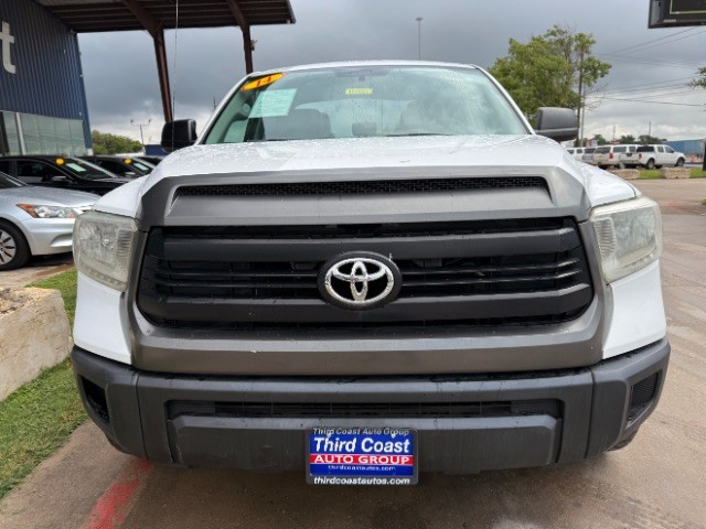 Toyota Tundra 2WD Vehicle Full-screen Gallery Image 05
