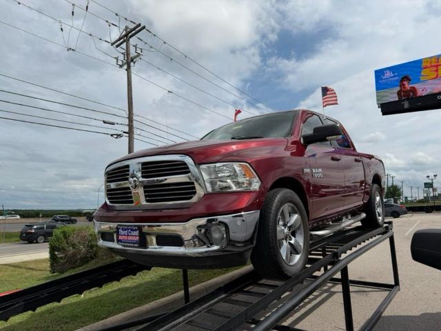 Ram 1500 Classic Vehicle Full-screen Gallery Image 03
