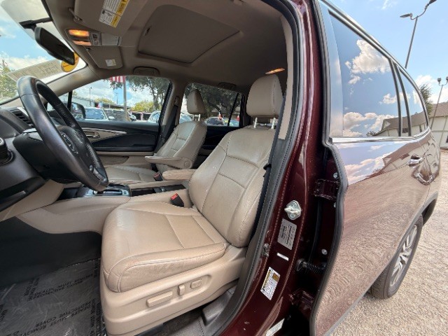 Honda Pilot Vehicle Full-screen Gallery Image 08