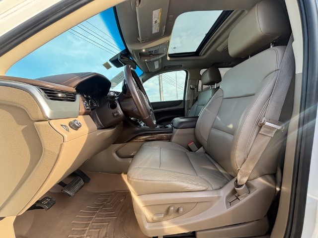 Chevrolet Tahoe Vehicle Full-screen Gallery Image 05