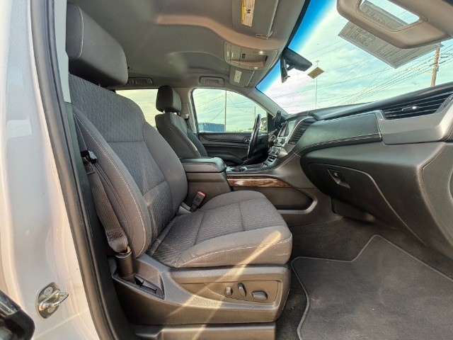 Chevrolet Tahoe Vehicle Full-screen Gallery Image 12