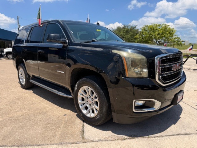GMC Yukon Vehicle Full-screen Gallery Image 02