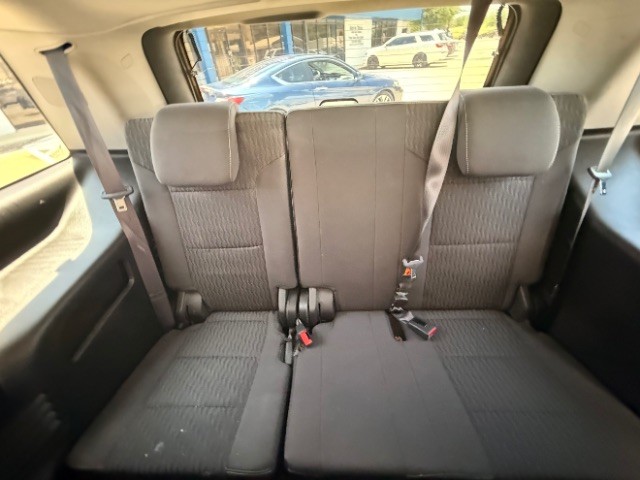 Chevrolet Tahoe Vehicle Full-screen Gallery Image 10