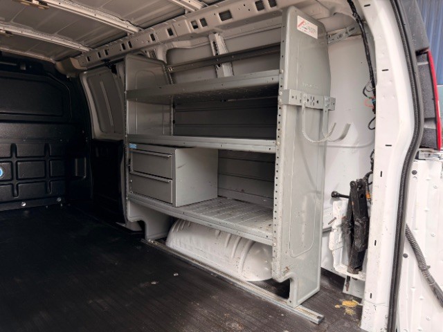Chevrolet Express Cargo Van Vehicle Full-screen Gallery Image 12