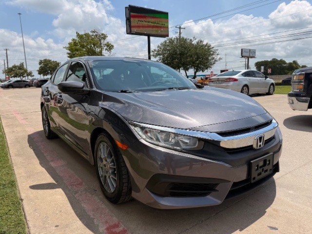 Honda Civic Sedan Vehicle Full-screen Gallery Image 02