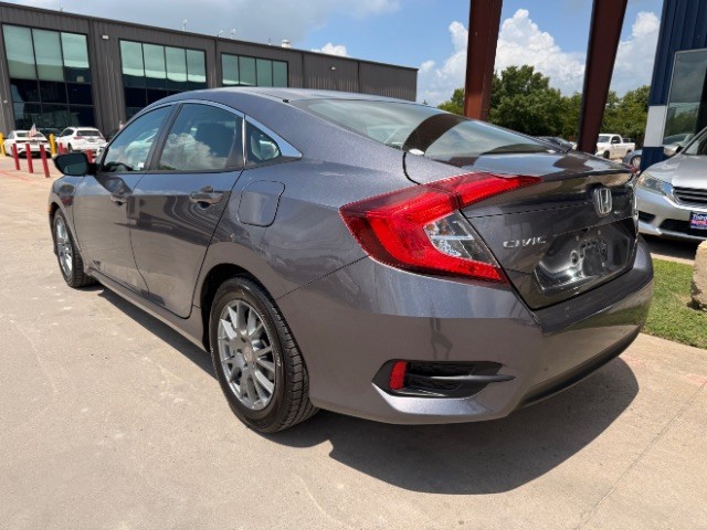 Honda Civic Sedan Vehicle Full-screen Gallery Image 03